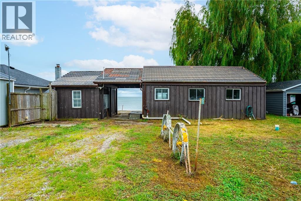 1196 LAKESHORE Road, Selkirk