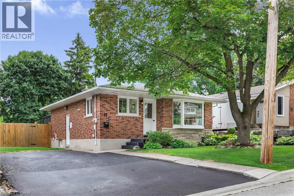 11 FLYNN Avenue, Cambridge