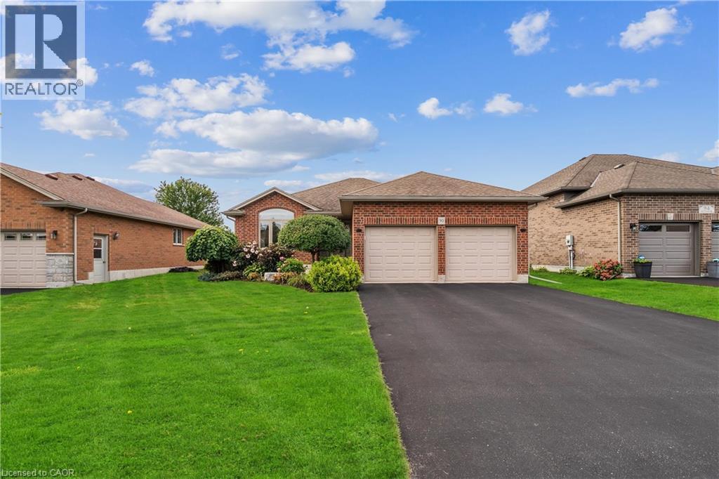 90 DRIFTWOOD Drive, Simcoe