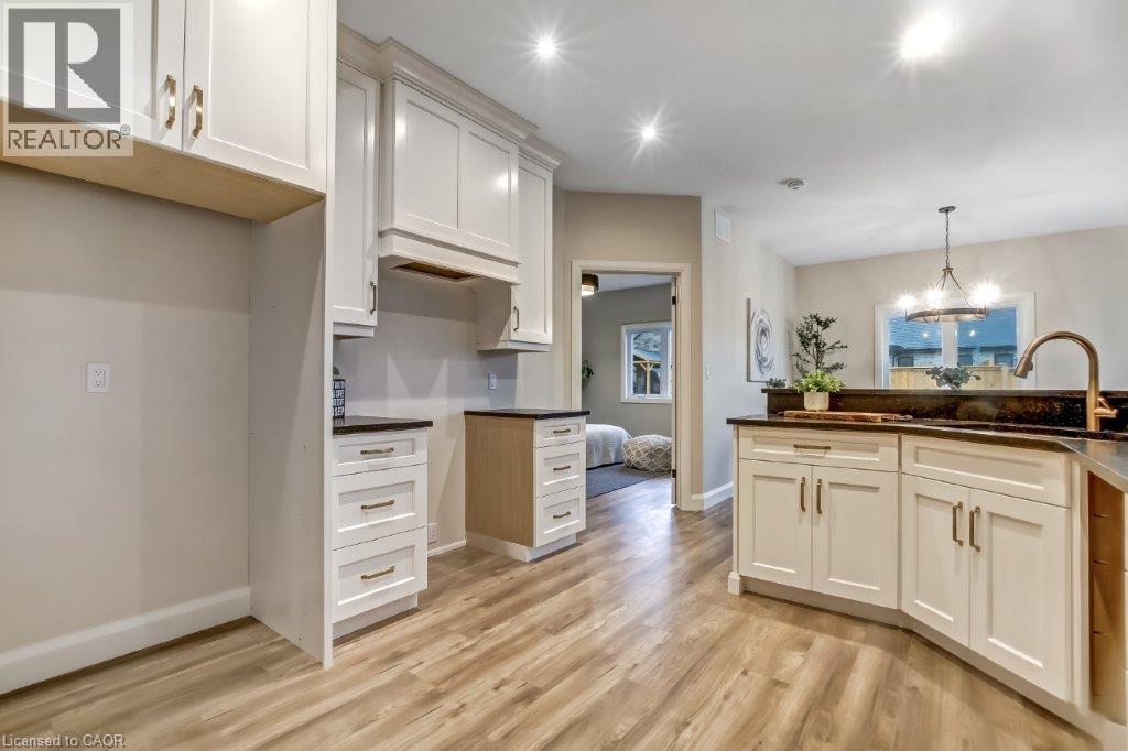 54 DUCHESS Drive, Delhi