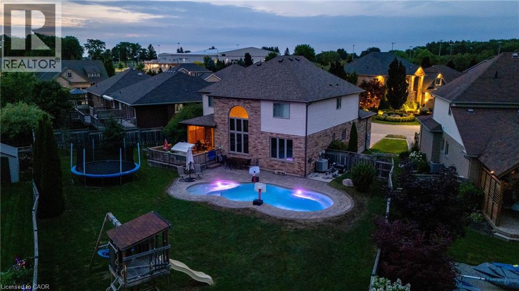 10 WESTVIEW Court, Woodstock