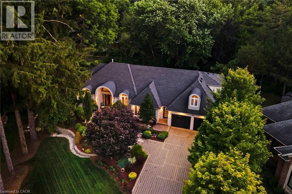 34 HARRINGTON Place, Ancaster