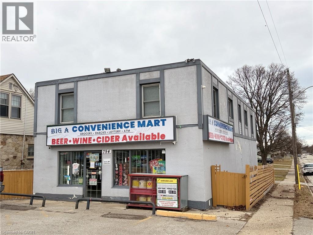 794 LONDON Road, Sarnia