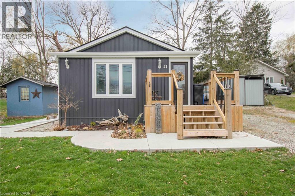 21 FIFE Street W, Caledonia