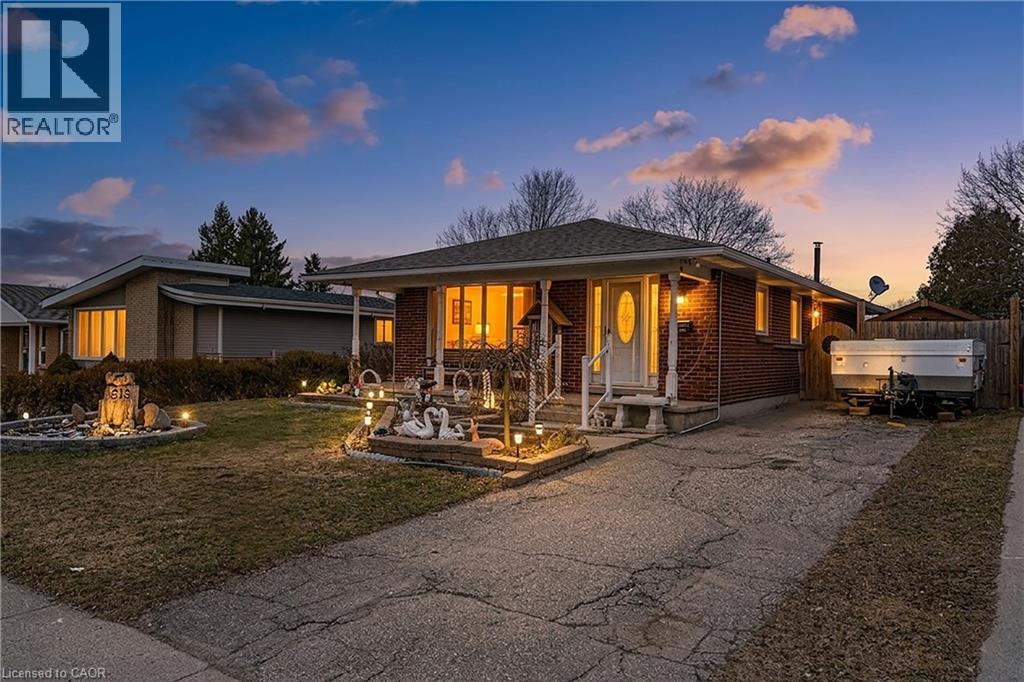 515 STRASBURG Road, Kitchener