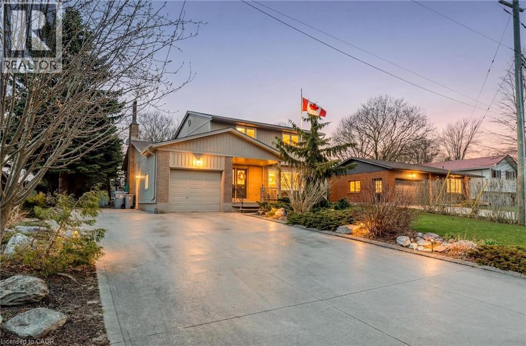 465 BOYNE Avenue, Listowel