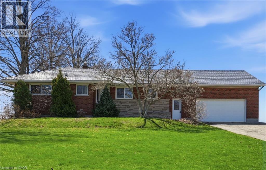 371 HIGHWAY 52, Dundas