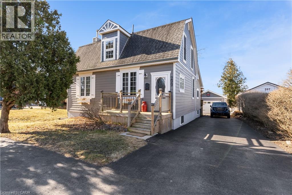 299 CAITHNESS Street E, Caledonia