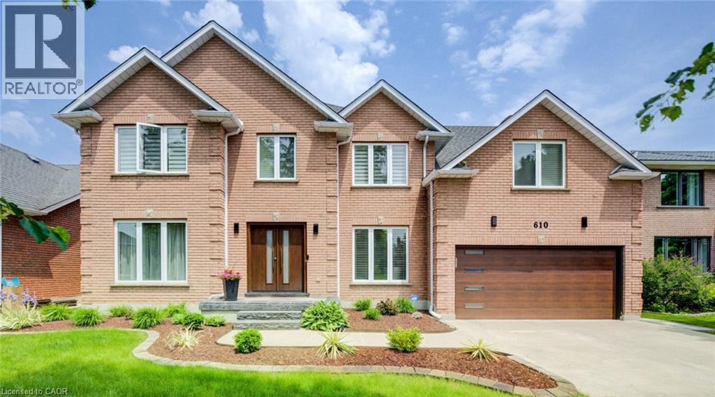 610 STONEBURY Crescent, Waterloo