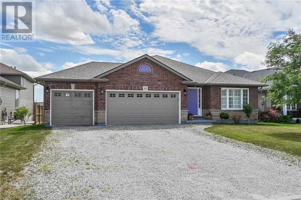 45 HELEN Drive E, Hagersville