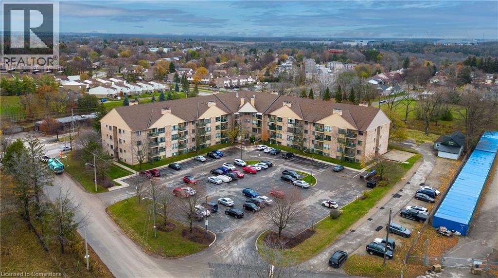 15 HOFSTETTER Avenue UnitNo. 321, Kitchener