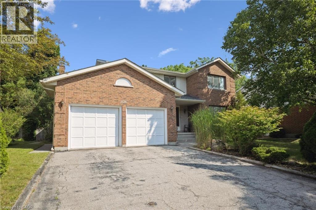 576 ROYAL BEECH Drive, Waterloo