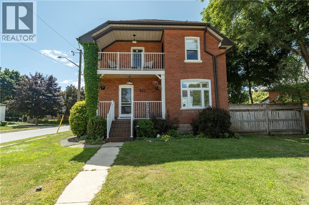 562 LAUREL Street, Cambridge