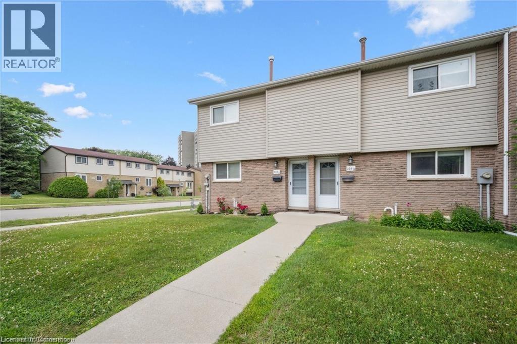 320 BLUEVALE Street N UnitNo. A, Waterloo
