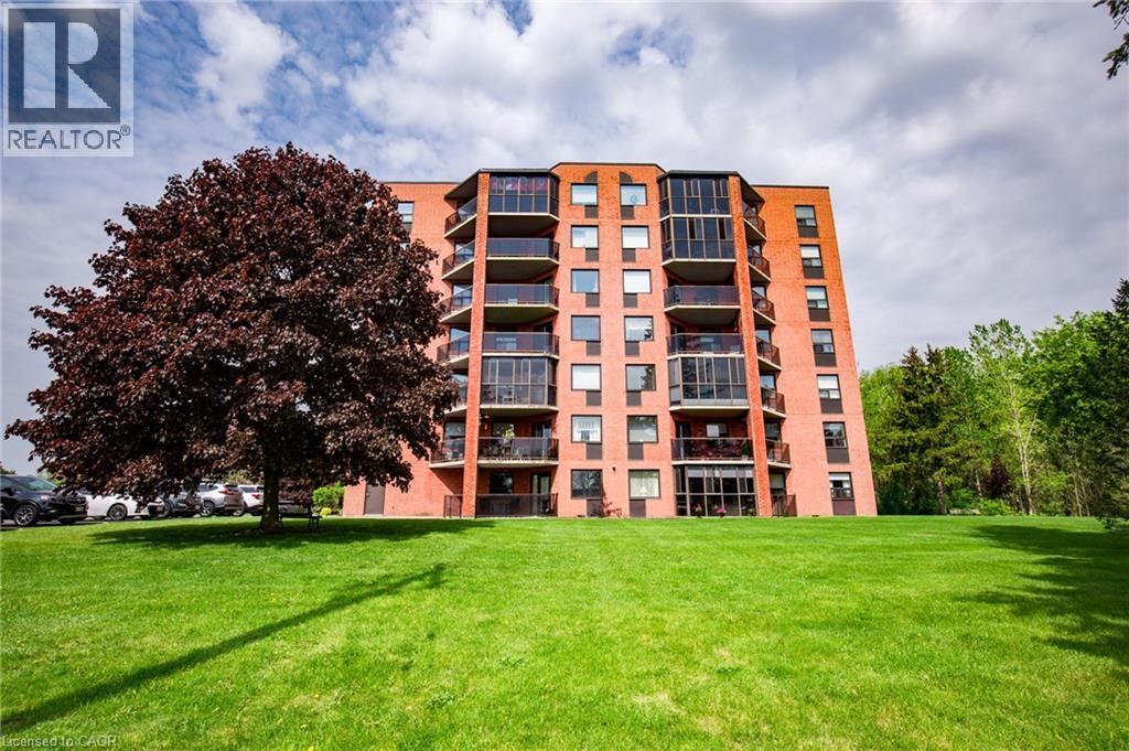 5 MILL POND Court UnitNo. 704, Simcoe