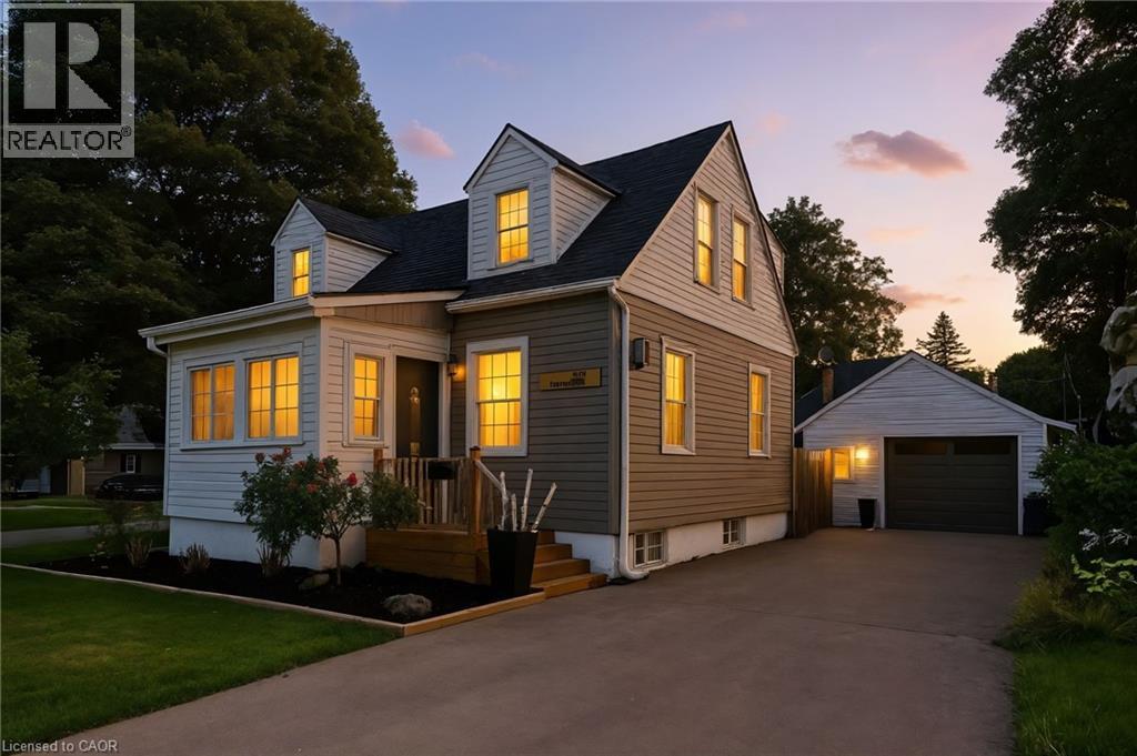 237 FIFTH Avenue, Woodstock