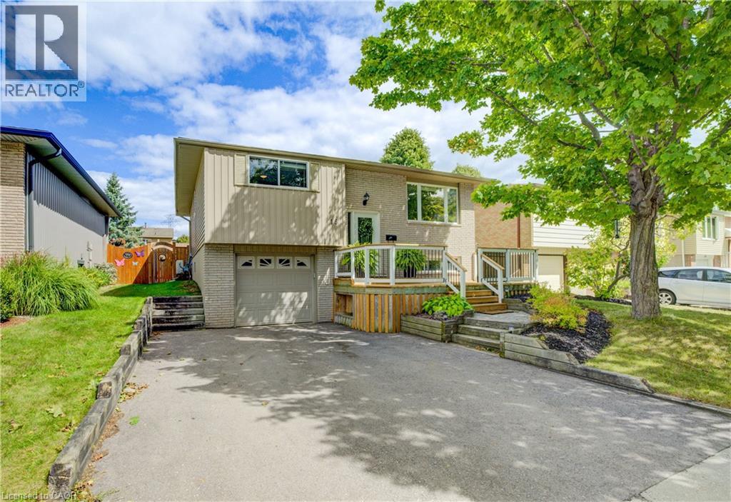 18 SUGAR MAPLE Street, Kitchener