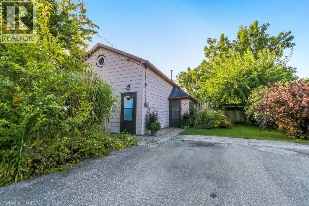 24 CENTRE Street, Port Rowan