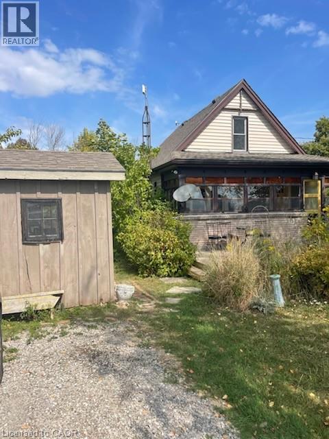 711 SOUTH COAST Drive, Selkirk
