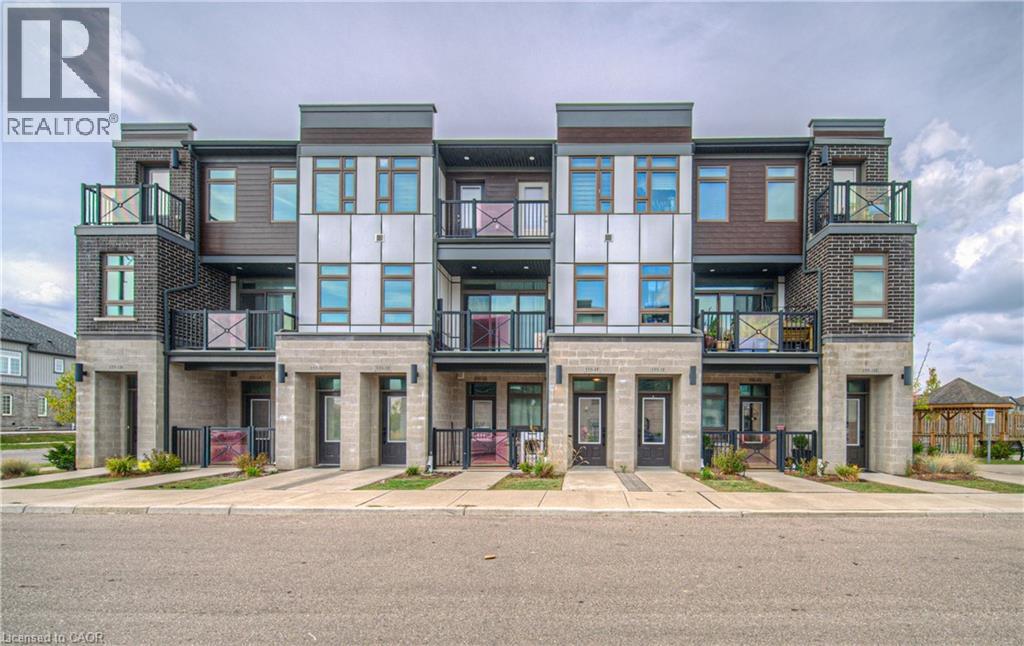 155 THOMAS SLEE Drive UnitNo. 1F, Kitchener