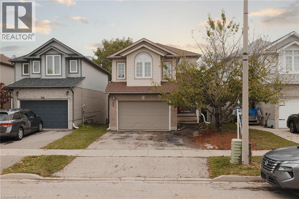 992 COPPER LEAF Crescent, Kitchener