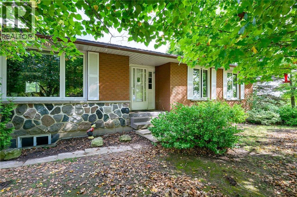 757 4TH Line, Caledonia