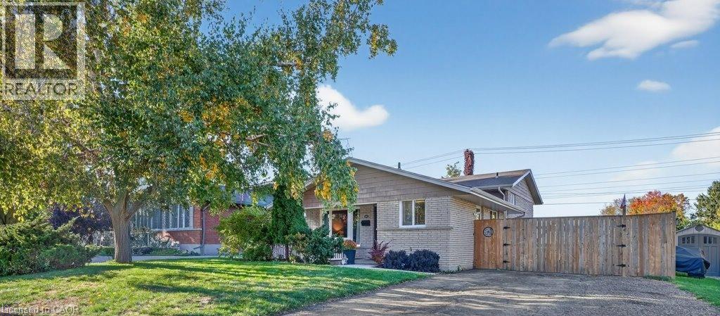 34 DUNSMERE Court, Kitchener