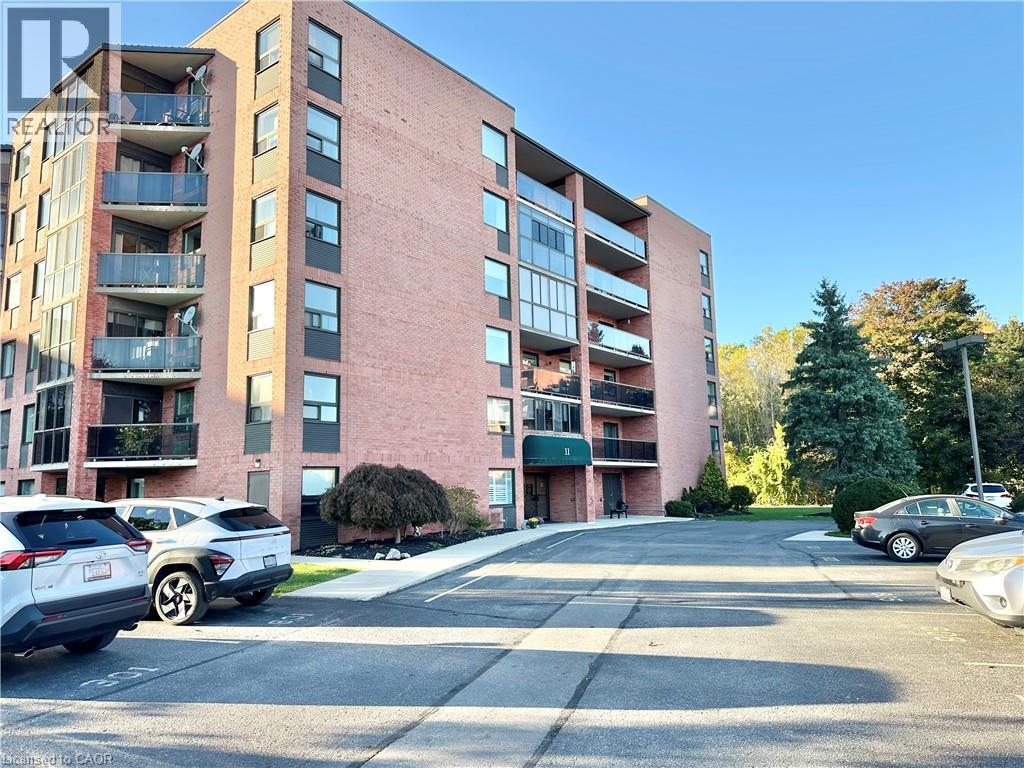11 MILL POND Court UnitNo. 103, Simcoe