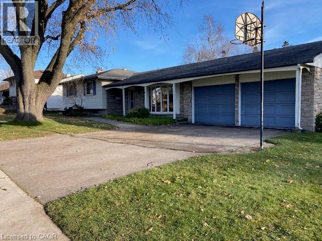 15 PENROSE Avenue, Kitchener