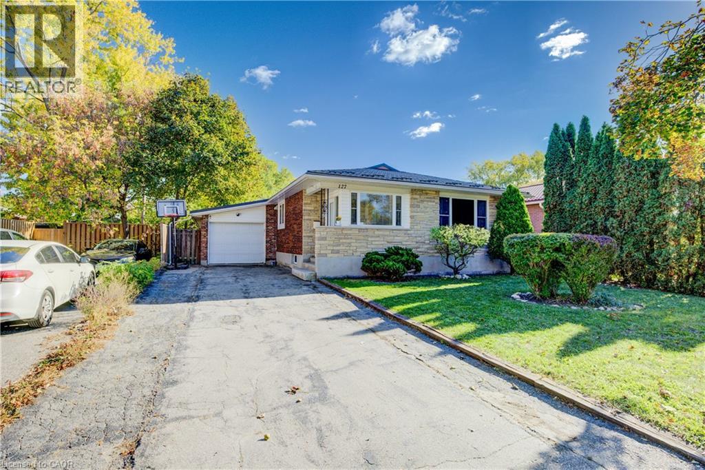 127 JANSEN Avenue, Kitchener