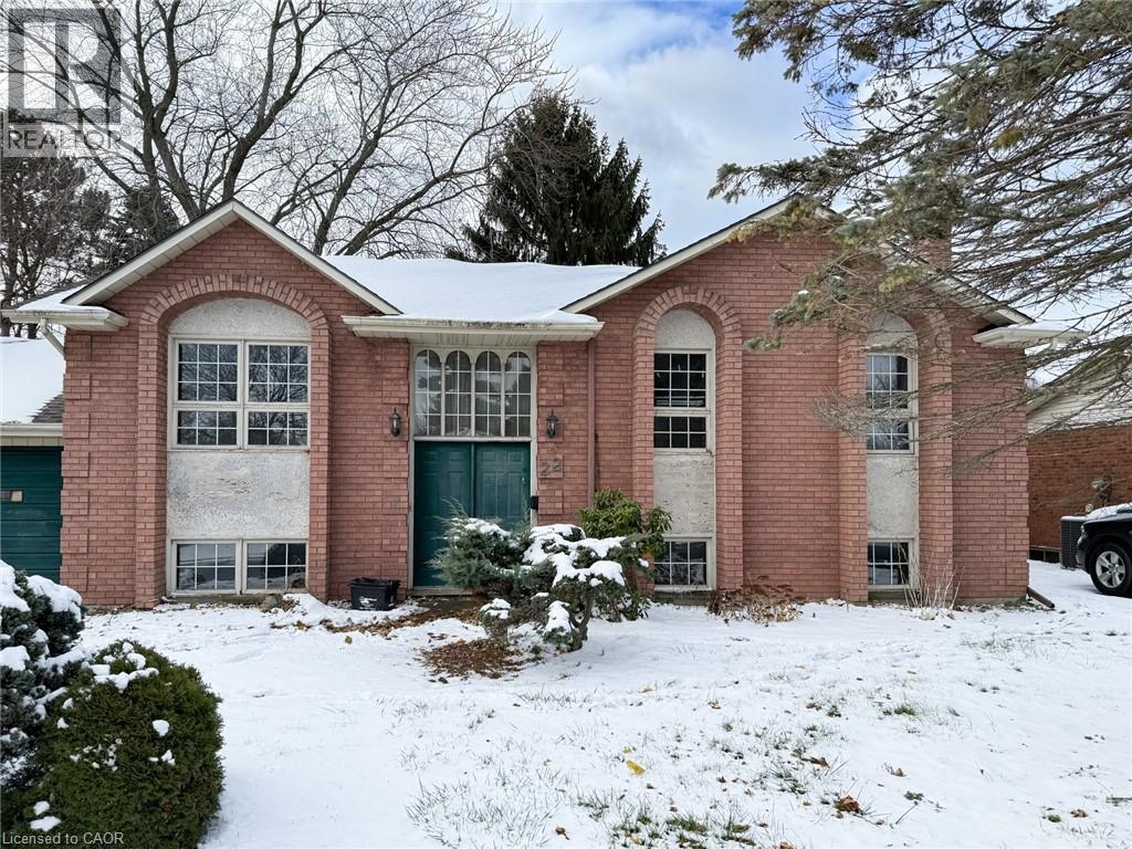 22 THOMSON Road, Simcoe