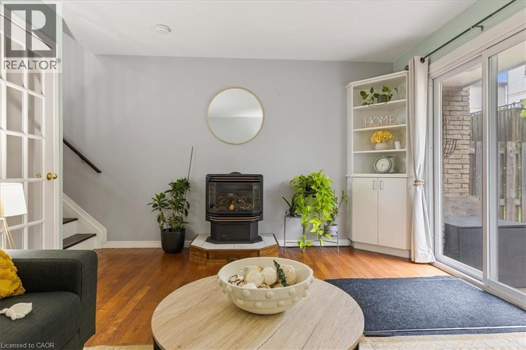 211 VERONICA Drive UnitNo. 26, Kitchener