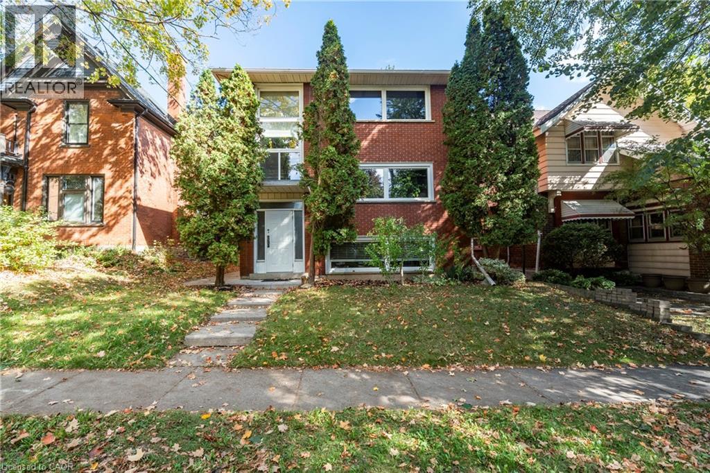 62 MOORE Avenue, Kitchener