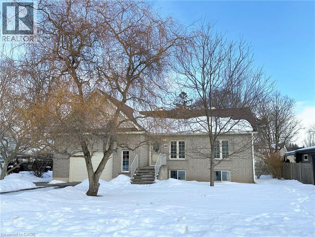 220 REGENT Avenue, Port Dover