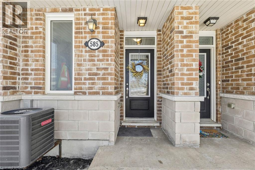 585 GOLDENROD Lane, Kitchener