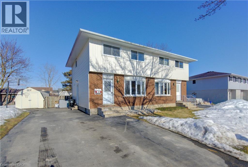 151 HINCKS Street UnitNo. B, New Hamburg