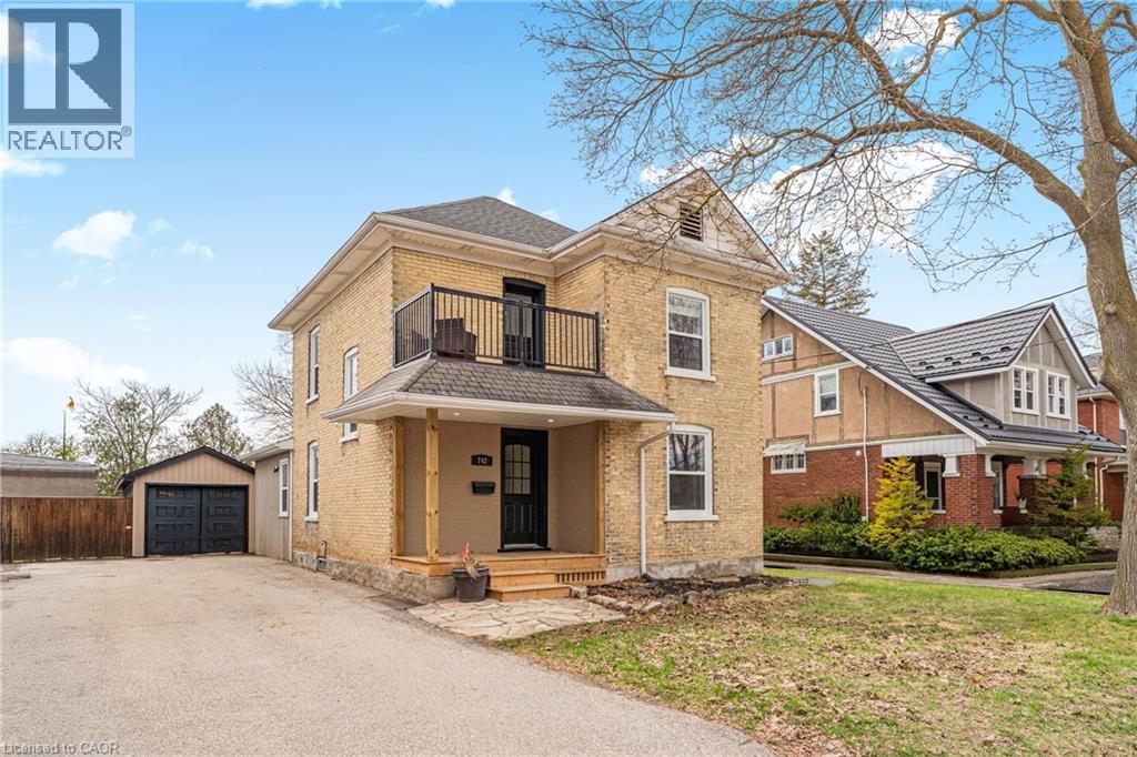 742 VINE Street, Cambridge