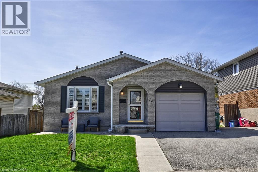 95 BARNICKE Drive, Cambridge