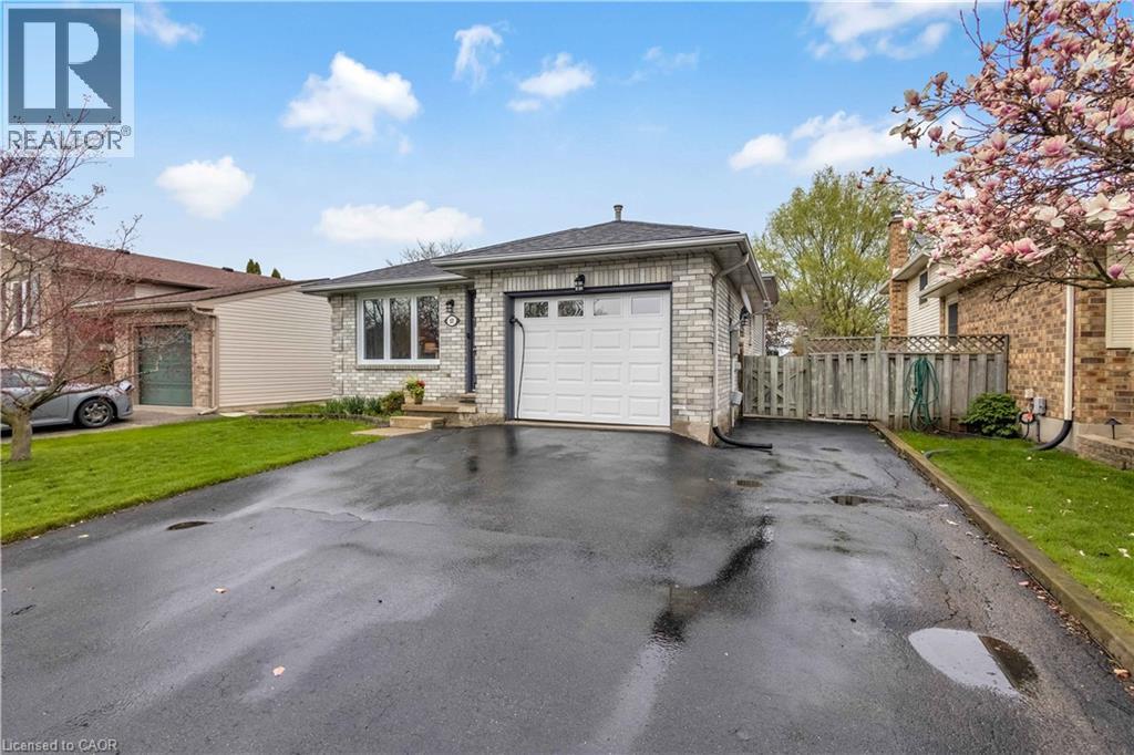57 COXWELL Crescent, Brantford