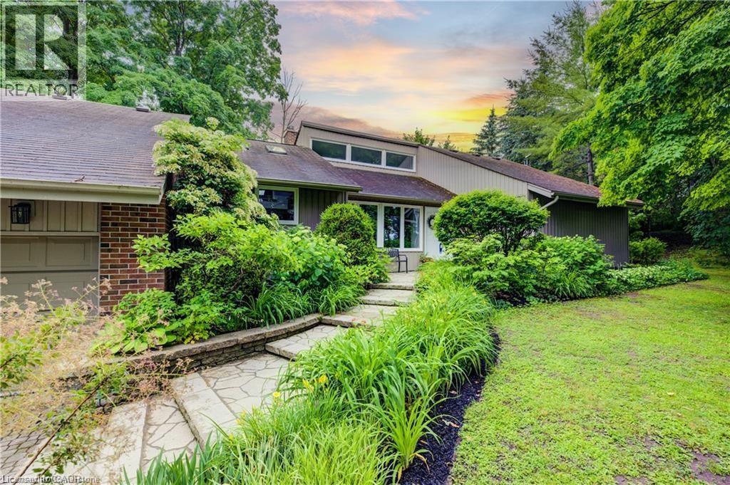1020 RIVERS EDGE Drive, West Montrose