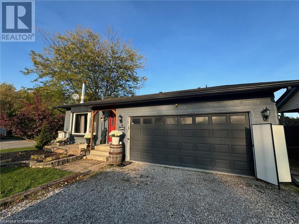 24 WOODHOUSE Avenue, Port Dover