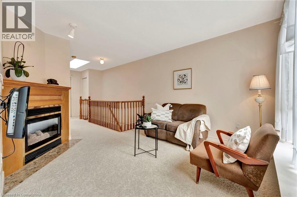 175 FIDDLERS GREEN Road UnitNo. 5, Ancaster