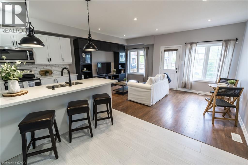 403 WESTWOOD Drive UnitNo. 30, Kitchener