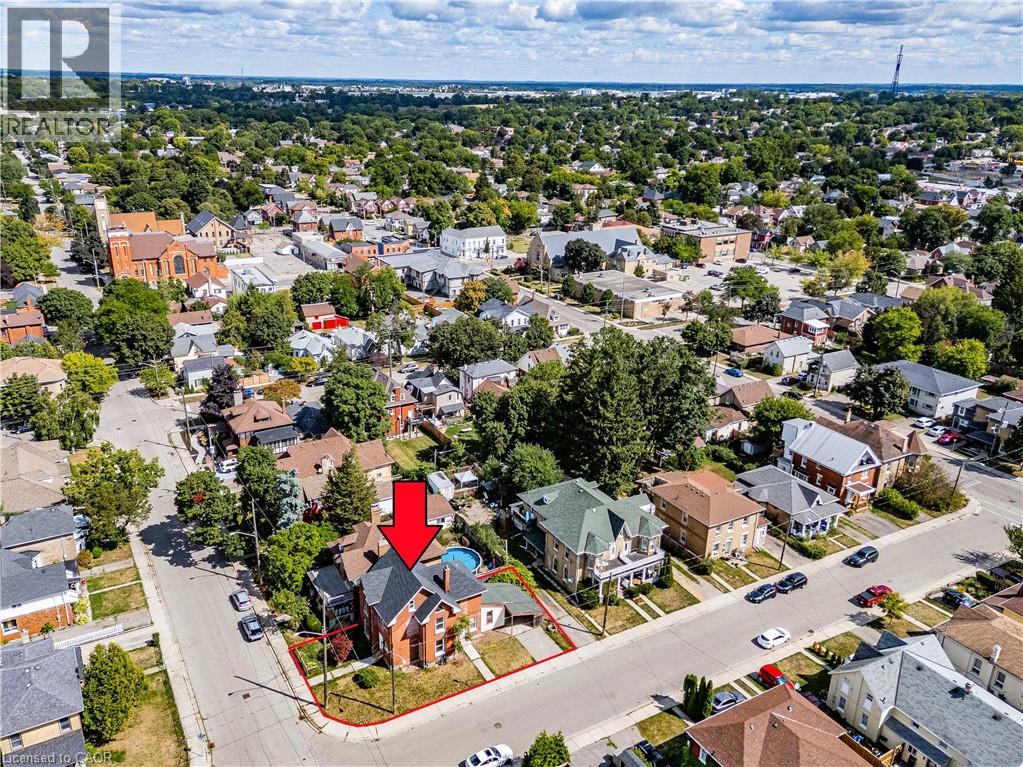 35 PEEL Street, Brantford