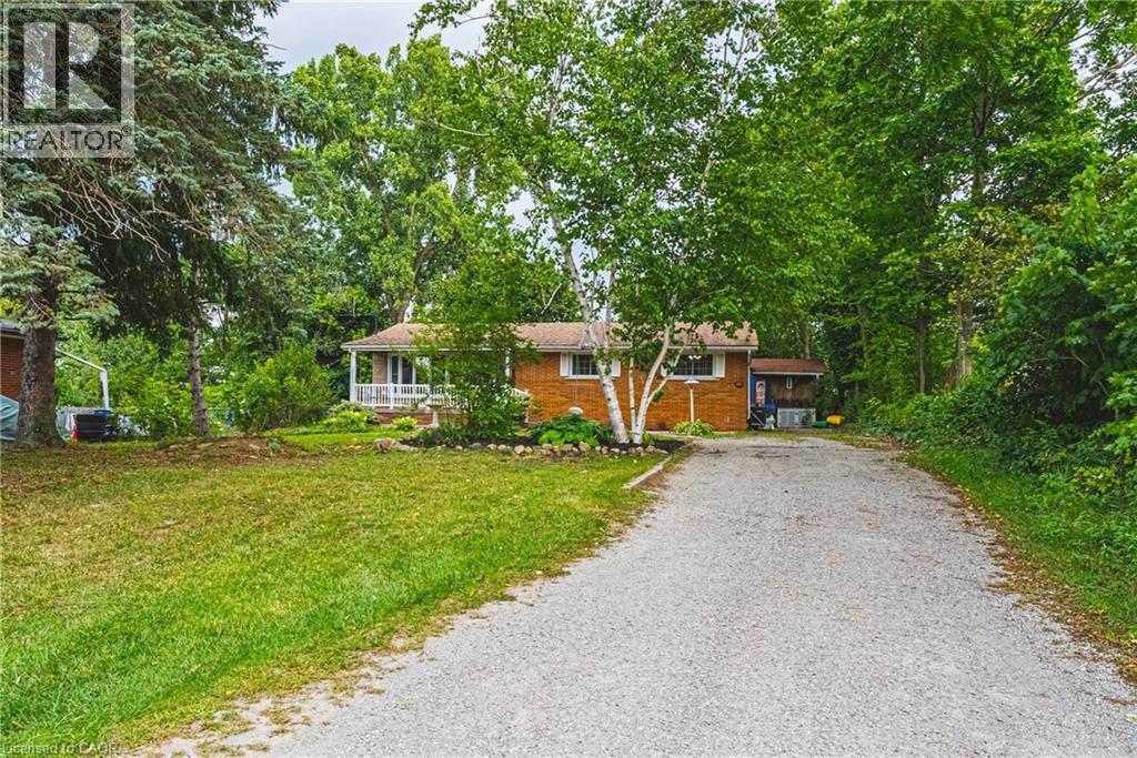 210 MACKENZIE Crescent, Caledonia