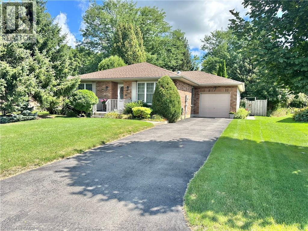 21 WEMBLEY Court, Simcoe