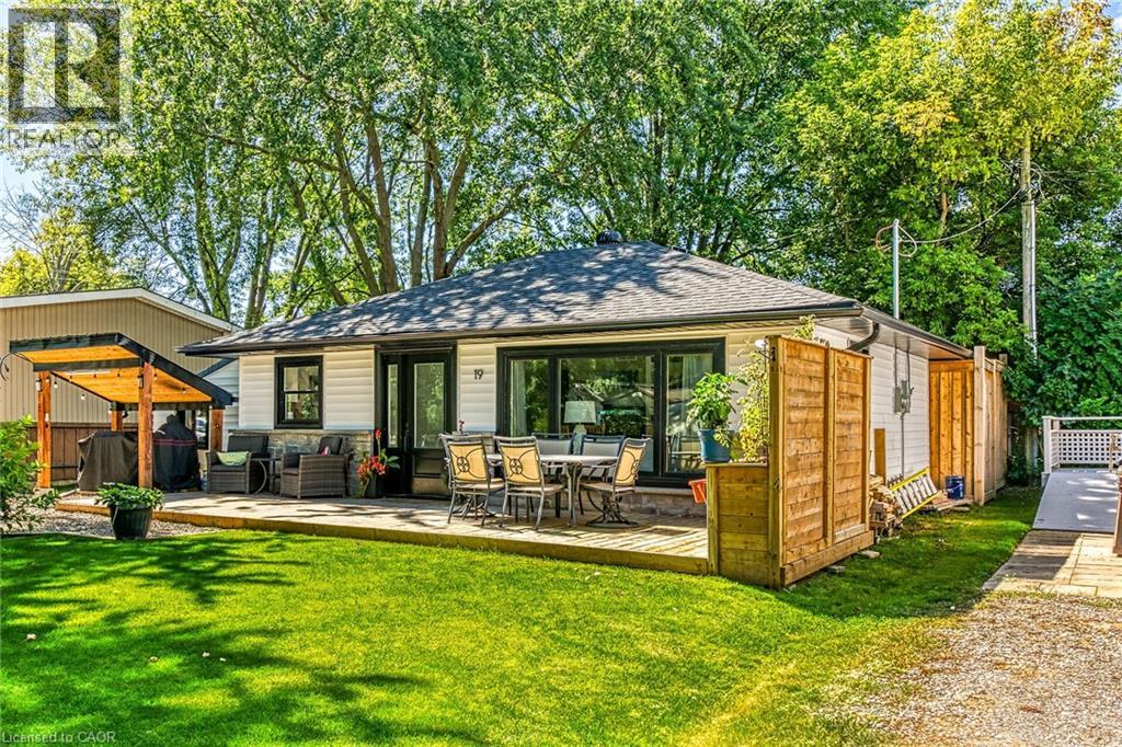 19 3RD Street, Selkirk
