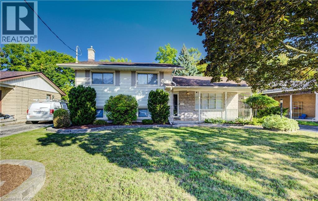 211 VILLAGE Road, Kitchener