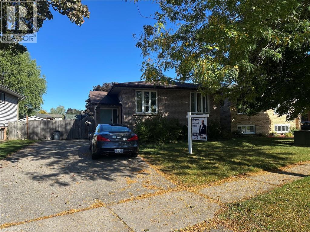 9 BEAVER Crescent, Brantford