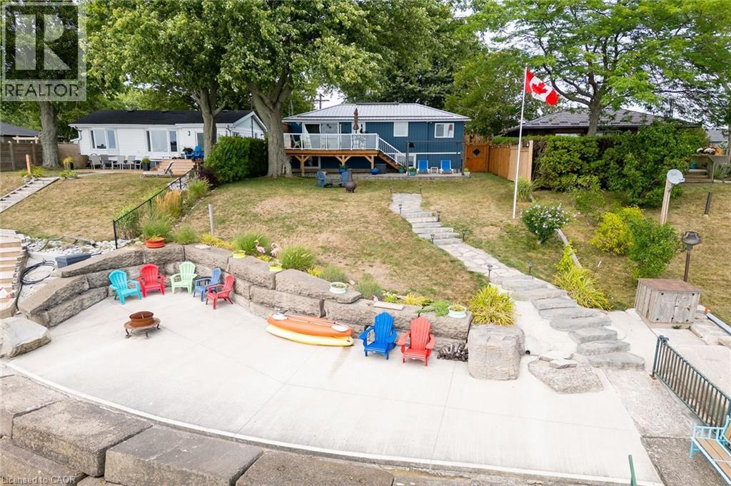 42 ERIEVIEW Lane, Selkirk